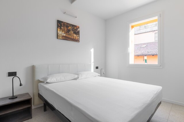 カポ・ディ・ルッカ・ホワイト・アパートメント