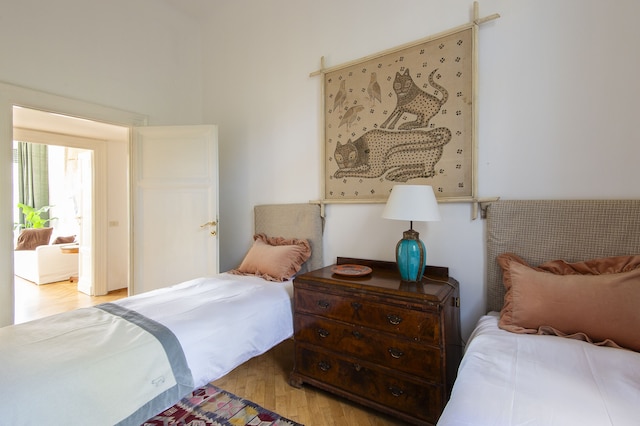 ポポロ スクエア ラグジュアリー ツーベッドルーム アパートメント