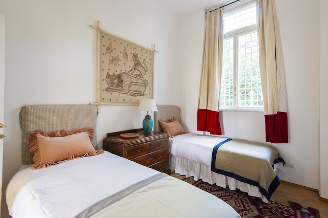 ポポロ スクエア ラグジュアリー ツーベッドルーム アパートメント