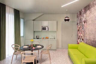 レディーローズ・プリビレッジ・スイート