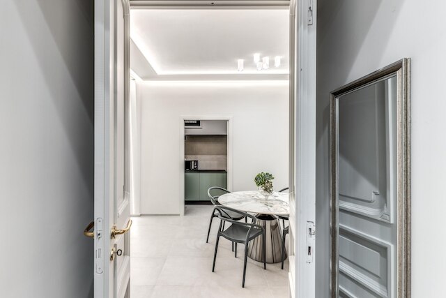 ネープルスのグレーダイヤモンド