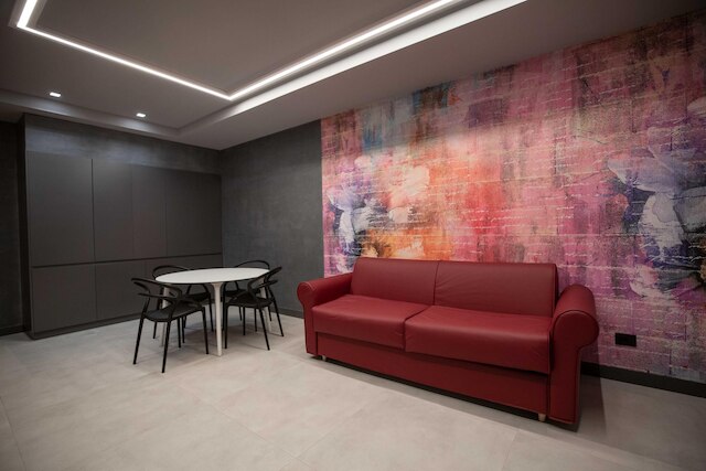 ナポリのレッドダイヤモンド