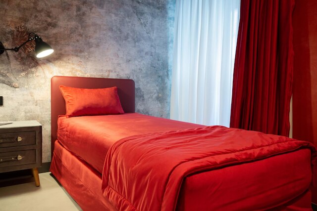 ナポリのレッドダイヤモンド