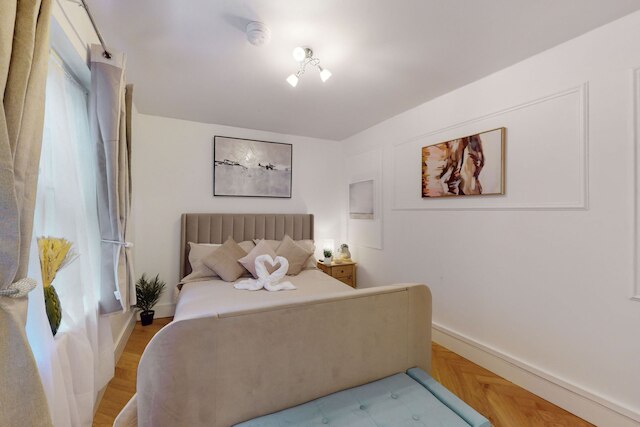 パークレーンアパートメントズハロビーストリート