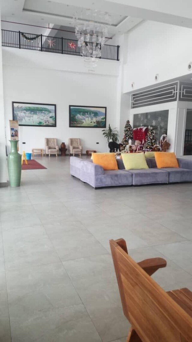 ザ・スイーツSGRメラカ