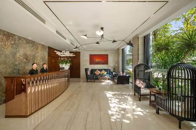 ブリリアント マジェスティック ホテル