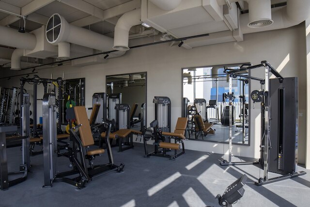 アップサイドリビングビジネストラベルのエグゼクティブスタジオ