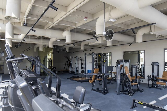 アップサイドリビングビジネストラベルのエグゼクティブスタジオ