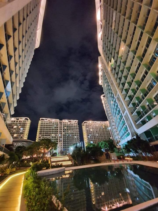 アズレビーイアン