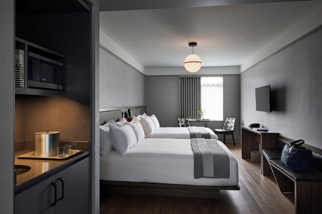 メルローズホテル