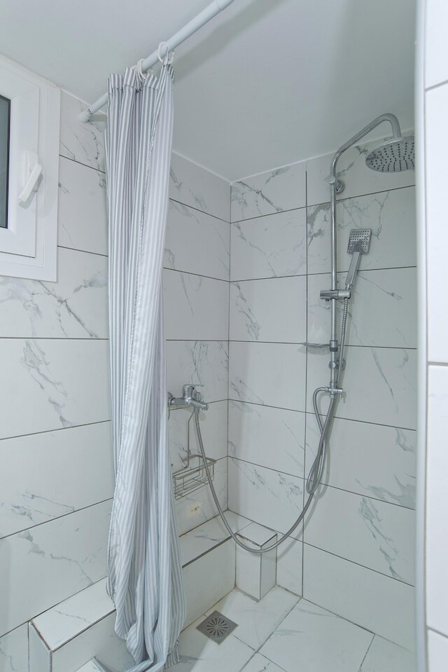 アテネのソロノスバイブ