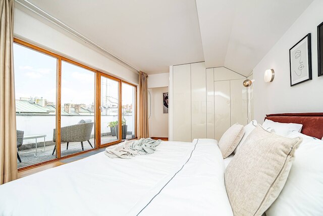 ラヴィッシュ アンド シック デュプレックスアパートメント フォー ファミリーズ アンド カップルズ