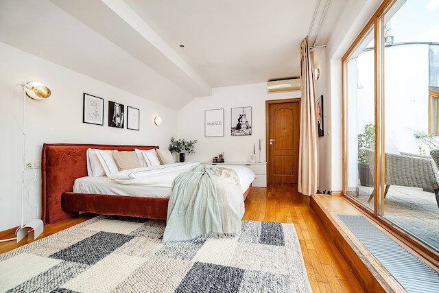 ラヴィッシュ アンド シック デュプレックスアパートメント フォー ファミリーズ アンド カップルズ