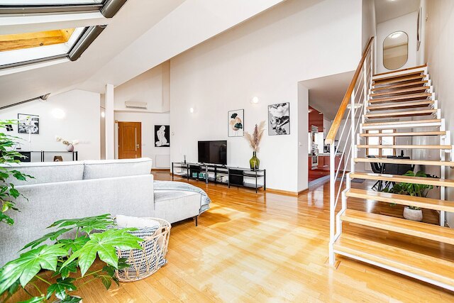 ラヴィッシュ アンド シック デュプレックスアパートメント フォー ファミリーズ アンド カップルズ