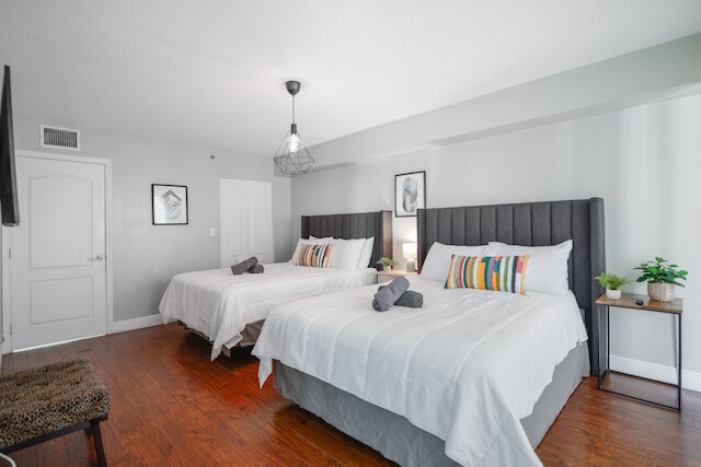 スタイリッシュ・コンドミニアム・イン・ブリッケル (無料駐車場)