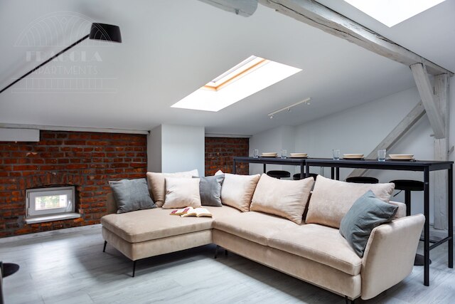 アパートメントブルーブラッド