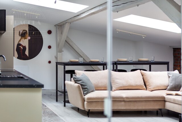 アパートメントブルーブラッド