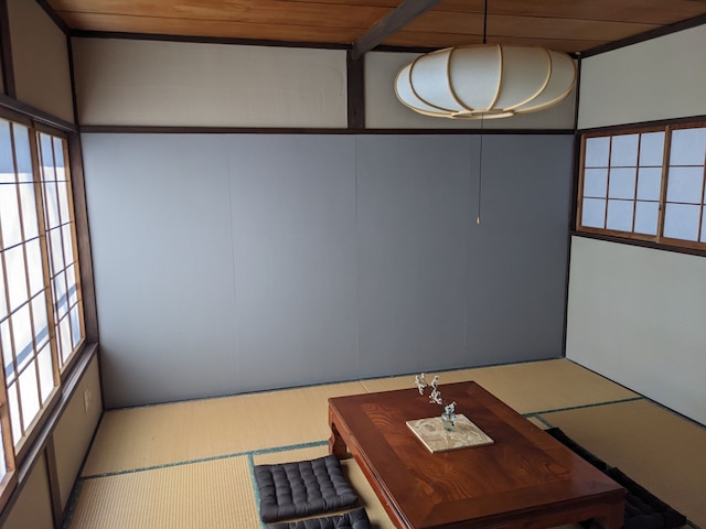 Tanigawa Valley Lodge & Coffee Roastery