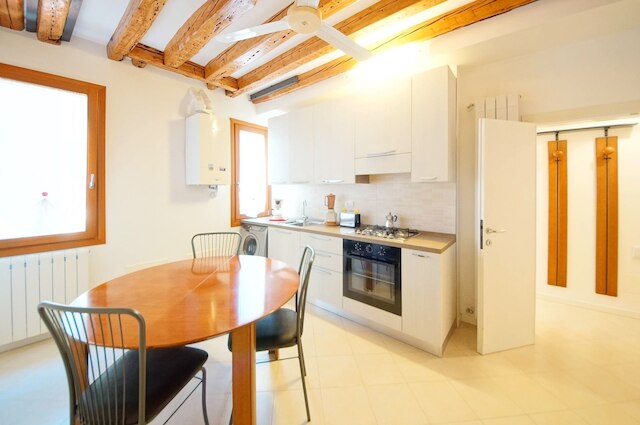 ドルチェヴィータアパートメントN.489