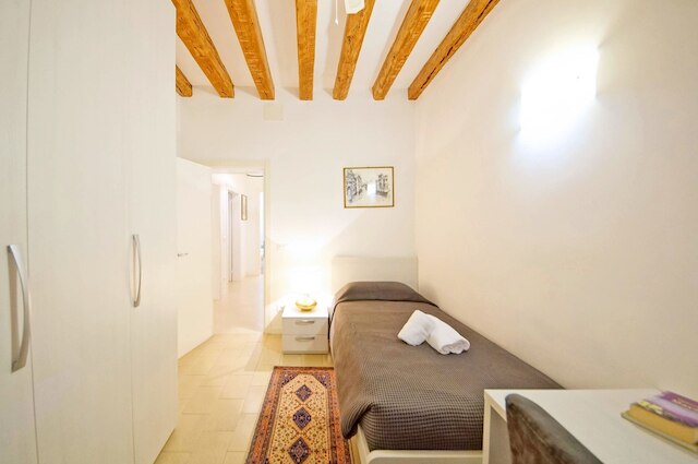 ドルチェヴィータアパートメントN.489