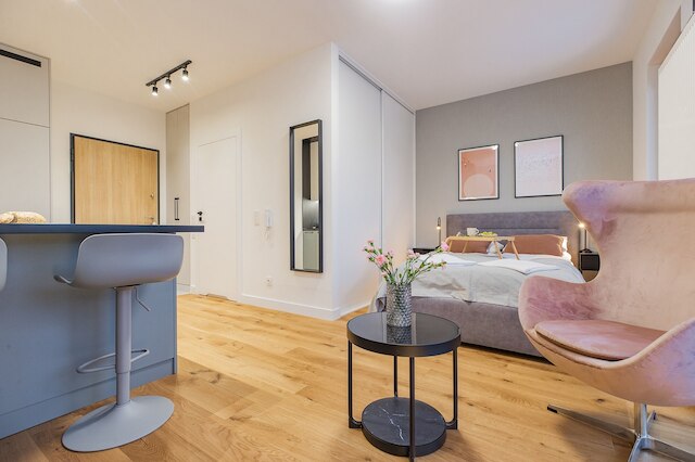 ショートステイポーランド・ズジエホフスキー B150