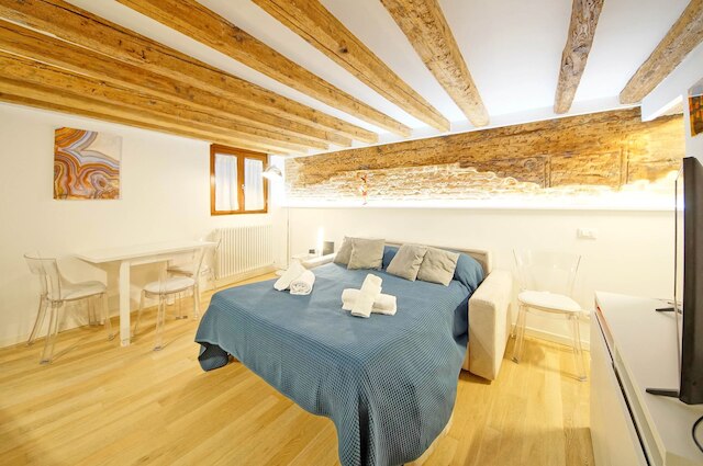 ドルチェヴィータ アパートメンツ N. 506