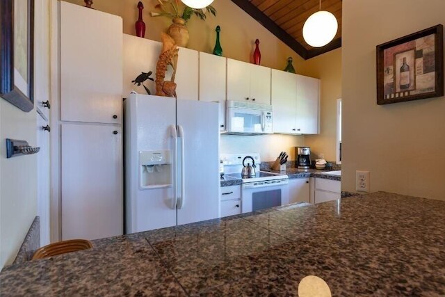 ワイレア エコル, #312 1 ベッドルーム コンド バイ レッドオーニング