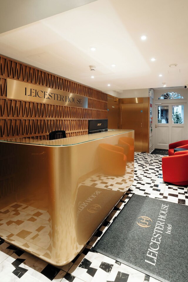 Leicester House Hotel -> レスターハウスホテル