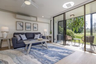 Kuic146w 1 ベッドルーム コンド バイ レッドオーニング