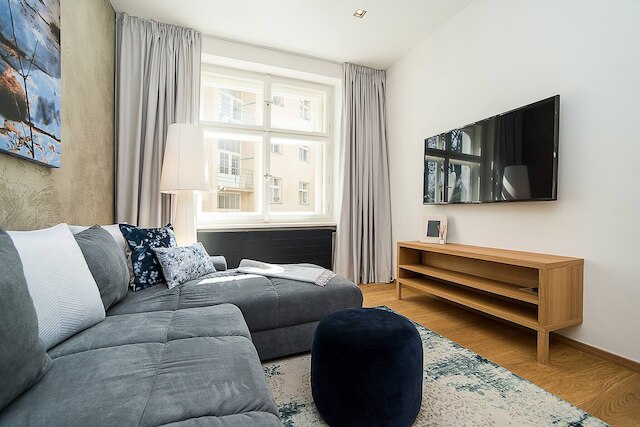 チャーミング アパートメント イン フェイマス エリア