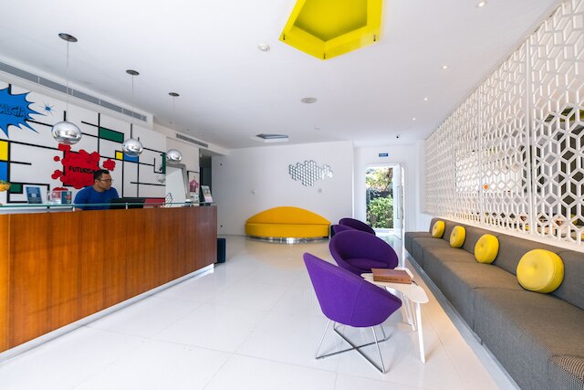 ルナ 2 スミニャック バイ プレミア ホスピタリティ アジア