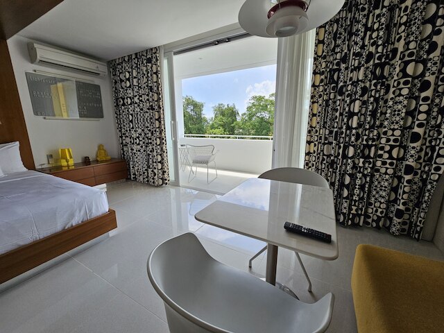 ルナ 2 スミニャック バイ プレミア ホスピタリティ アジア