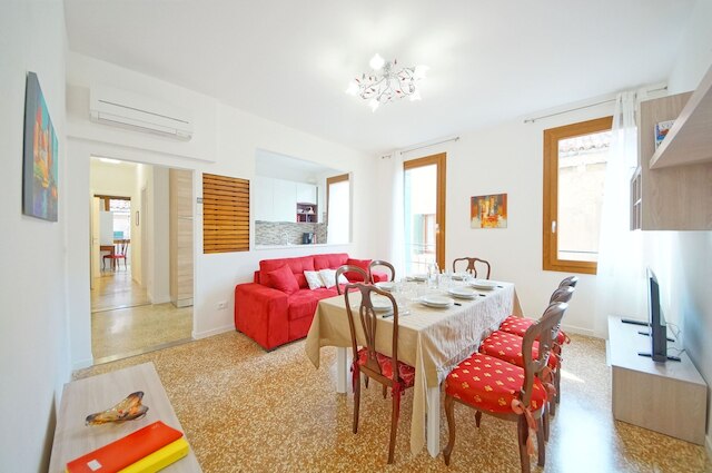 ドルチェヴィータアパートメンツN. 374