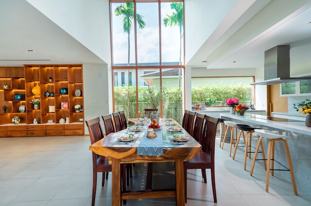 エンジョイ ア ラグジュリアス 5 ベッドルーム ヴィラ