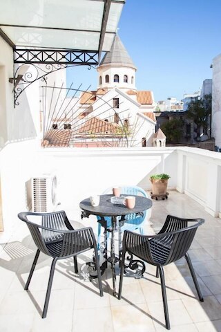 アテネドーム-アパートメンツバイリブアンドトラベル