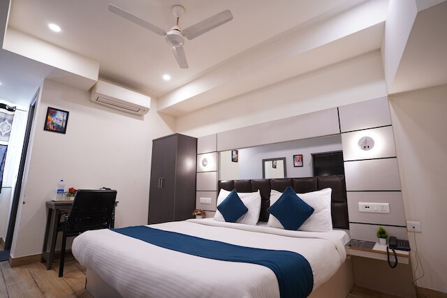 ホテル・ライフ・コーポレート・スイーツ - キルティ・ナガー