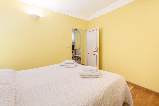 イル ニド ディ サンタ クローチェ バイ メガ