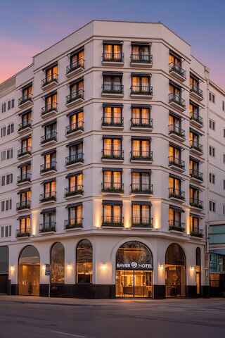 ベイバーホテル