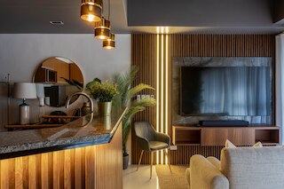 モダンラグジュアリー1BR ヴェニス・マッキンリー