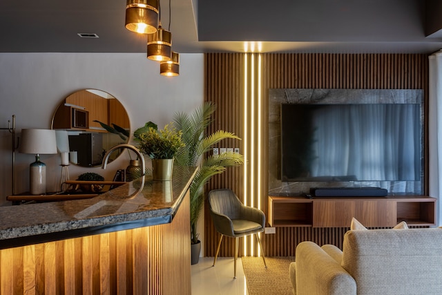 モダンラグジュアリー1BR ヴェニス・マッキンリー