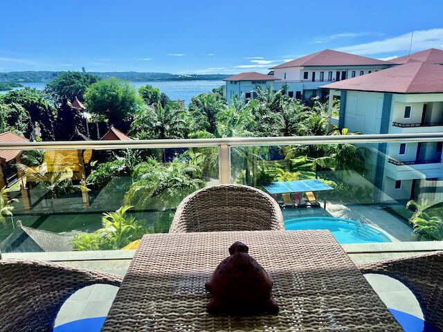 ザ ベイ サンフラワー アパートメント