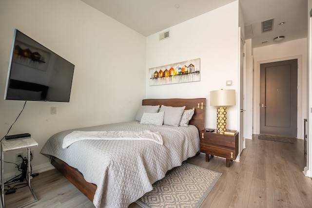 チャーミングヨークビルコンド