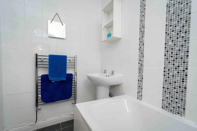 モダン２ベッドルーム・ハウス・リバプール・エインツリー病院近く