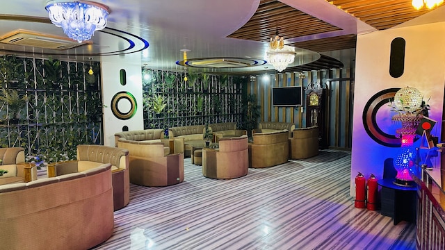 スター・レジデンス