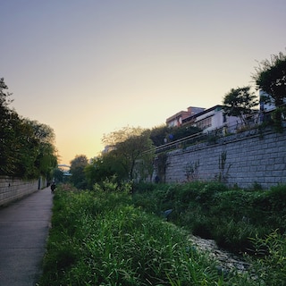 2U HOSTEL & GUEST HOUSE