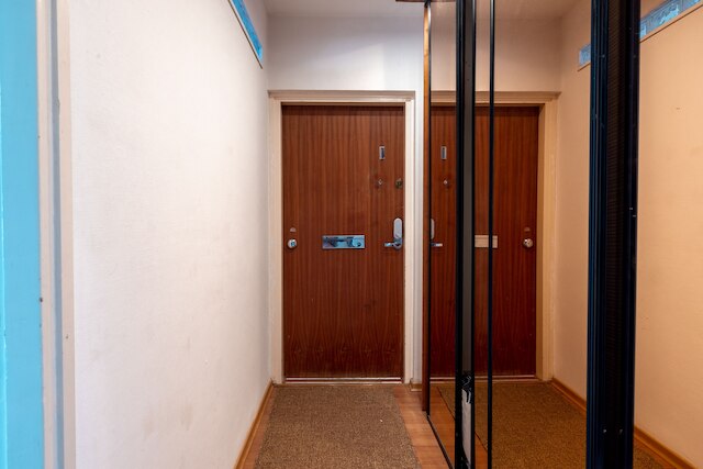 2ndhomes コージー1BRアパートメントウィズバルコニー