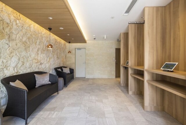 アルファベッドイン那覇国際通り WEST