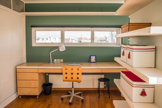 パルテノンの景色を楽しむ、中心部の晴れたフラット