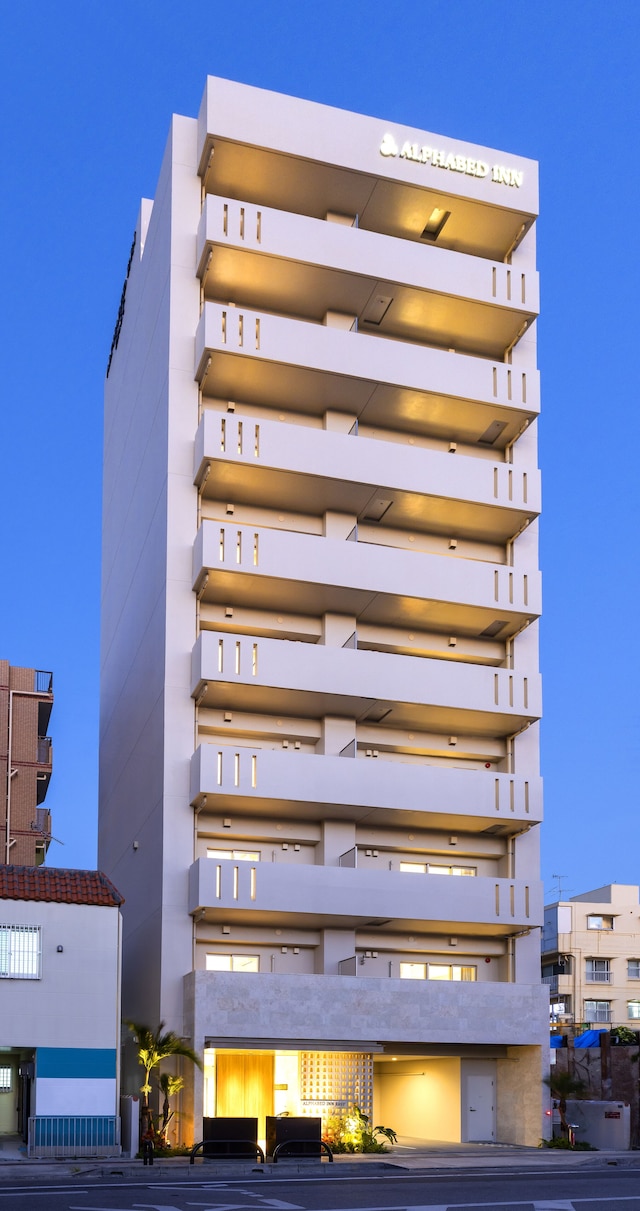 アルファベッドイン那覇国際通り EAST