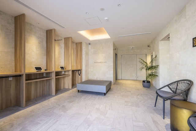 アルファベッドイン那覇国際通り EAST